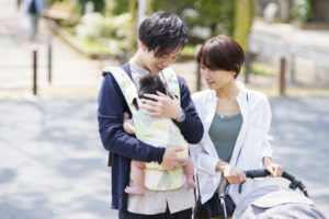 抱っこひもでの寝かしつけってどう？エルゴベビーなどおすすめもご紹介