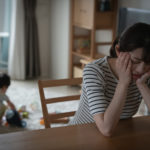 【医師解説】夜泣きでイライラ!親のストレスが子どもに伝わる?どう対処したらいい?